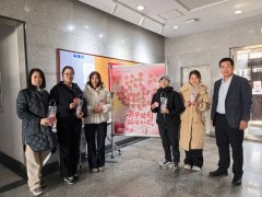 本次勾当不只让女教职工忙碌的工做之余感遭到